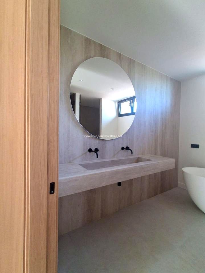 Chalet de 4 habitaciones en Santa Eulalia / Santa Eularia en venta con piscina garaje - 4.900.000 € (Ref: 9877202)