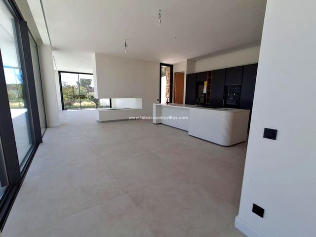 4 chambre Villa/Maison à vendre à Santa Eulalia / Santa Eularia avec piscine garage - 4 900 000 € (Ref: 9877202)