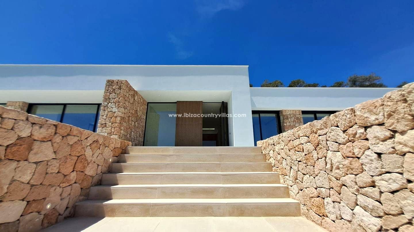 Chalet de 4 habitaciones en Santa Eulalia / Santa Eularia en venta con piscina garaje - 4.900.000 € (Ref: 9877202)