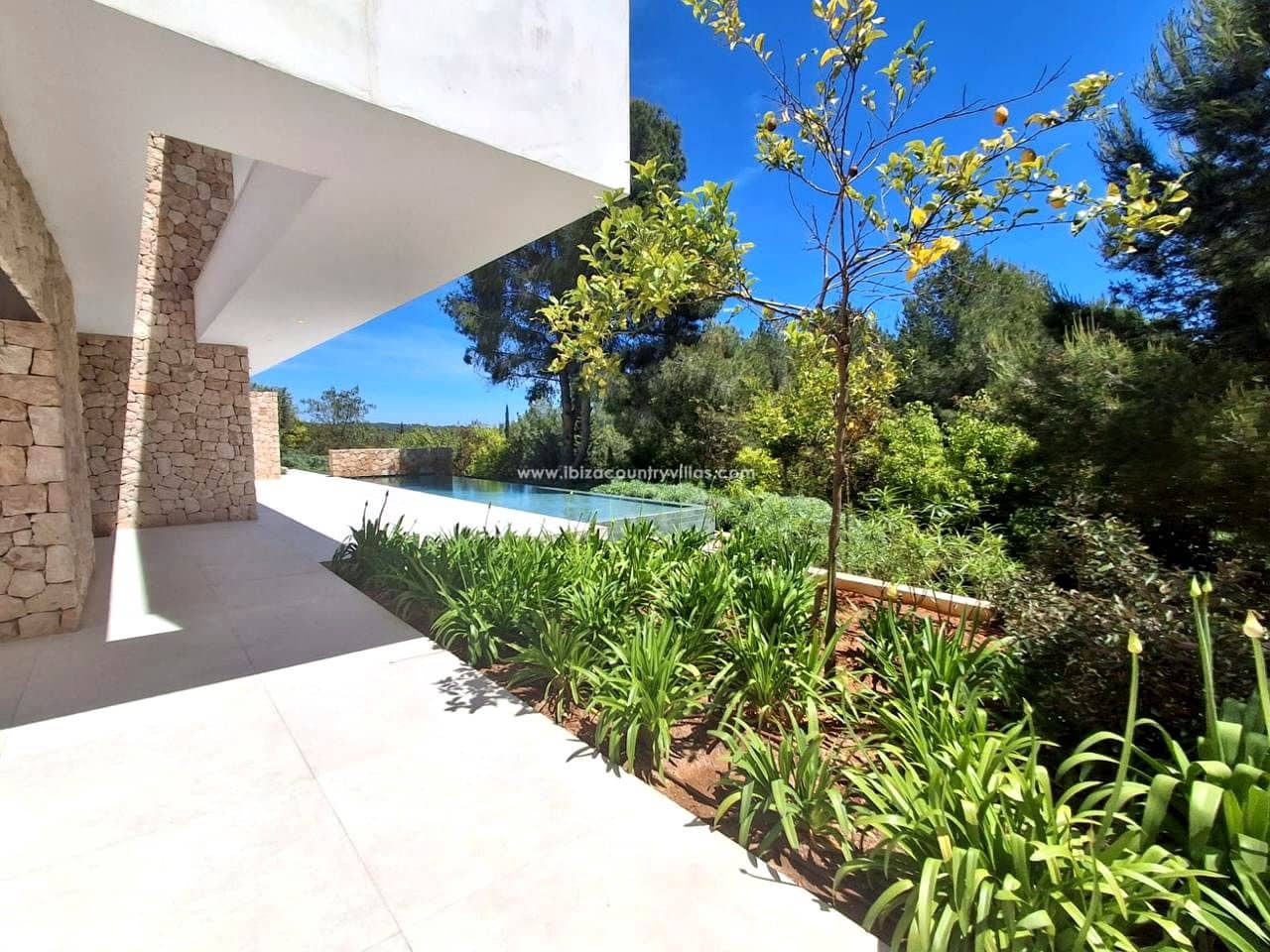 4 camera da letto Villa in vendita in Santa Eulalia / Santa Eularia con piscina garage - 4.400.000 € (Rif: 9877203)