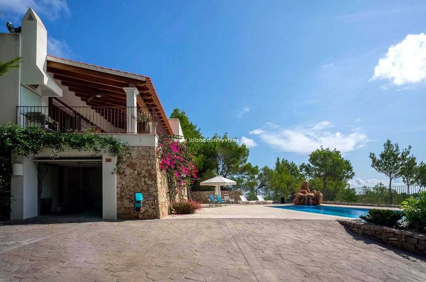 5 soverom Villa til salgs i Santa Eulalia / Santa Eularia med svømmebasseng - € 2 800 000 (Ref: 9883553)