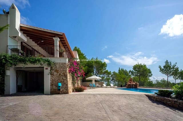 5 bedroom Villa for sale in Santa Eulalia / Santa Eularia with pool - € 2,800,000 (Ref: 9883553)