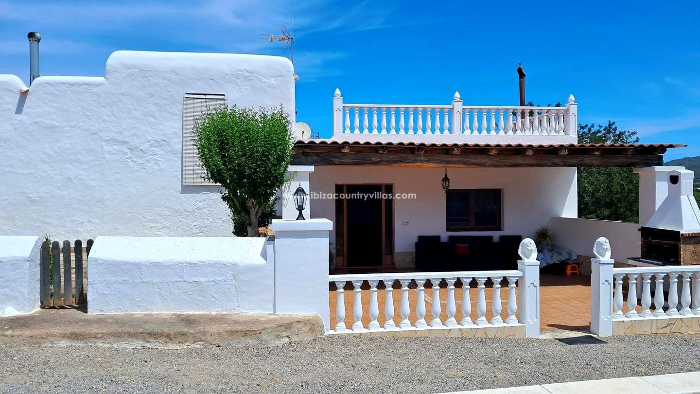 6 bedroom Finca/Country House for sale in Sant Joan de Labritja with pool garage - € 3,300,000 (Ref: 9937293)