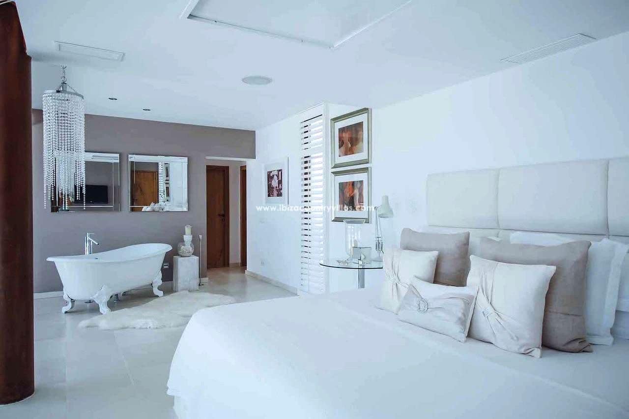 6 sovrum Villa till salu i Ibiza stad med pool - 5 750 000 € (Ref: 9986106)