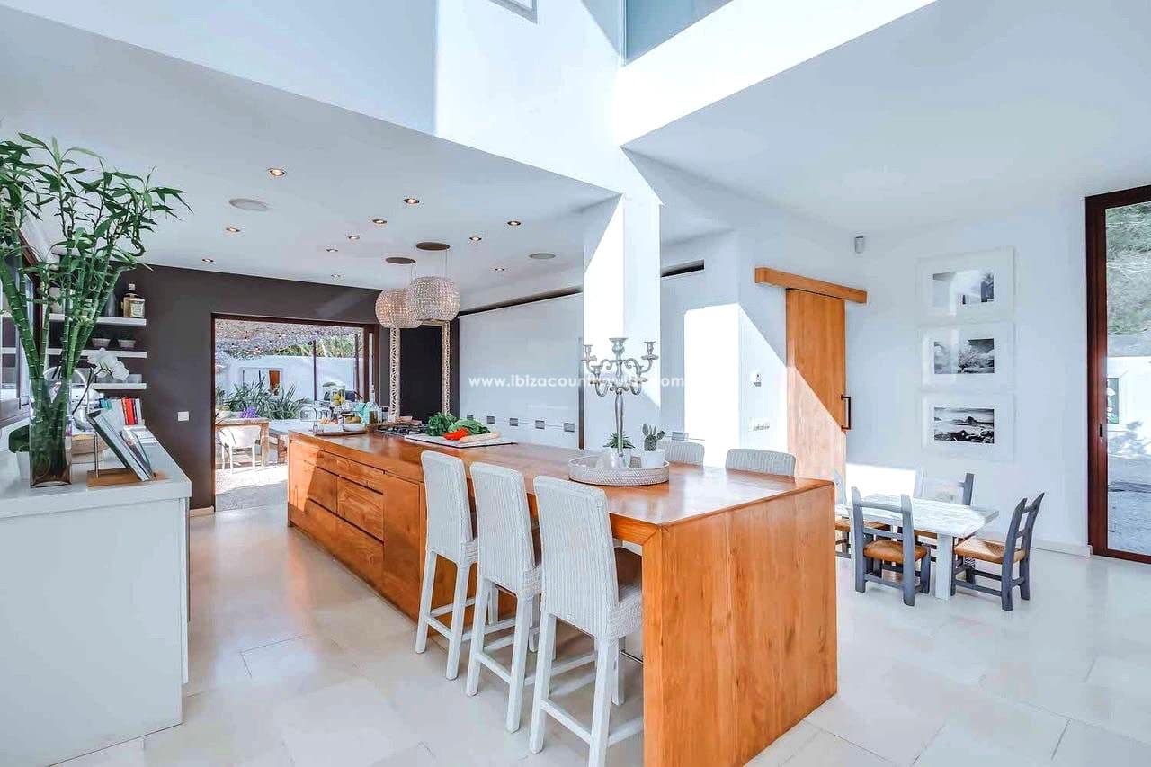 6 sovrum Villa till salu i Ibiza stad med pool - 5 750 000 € (Ref: 9986106)