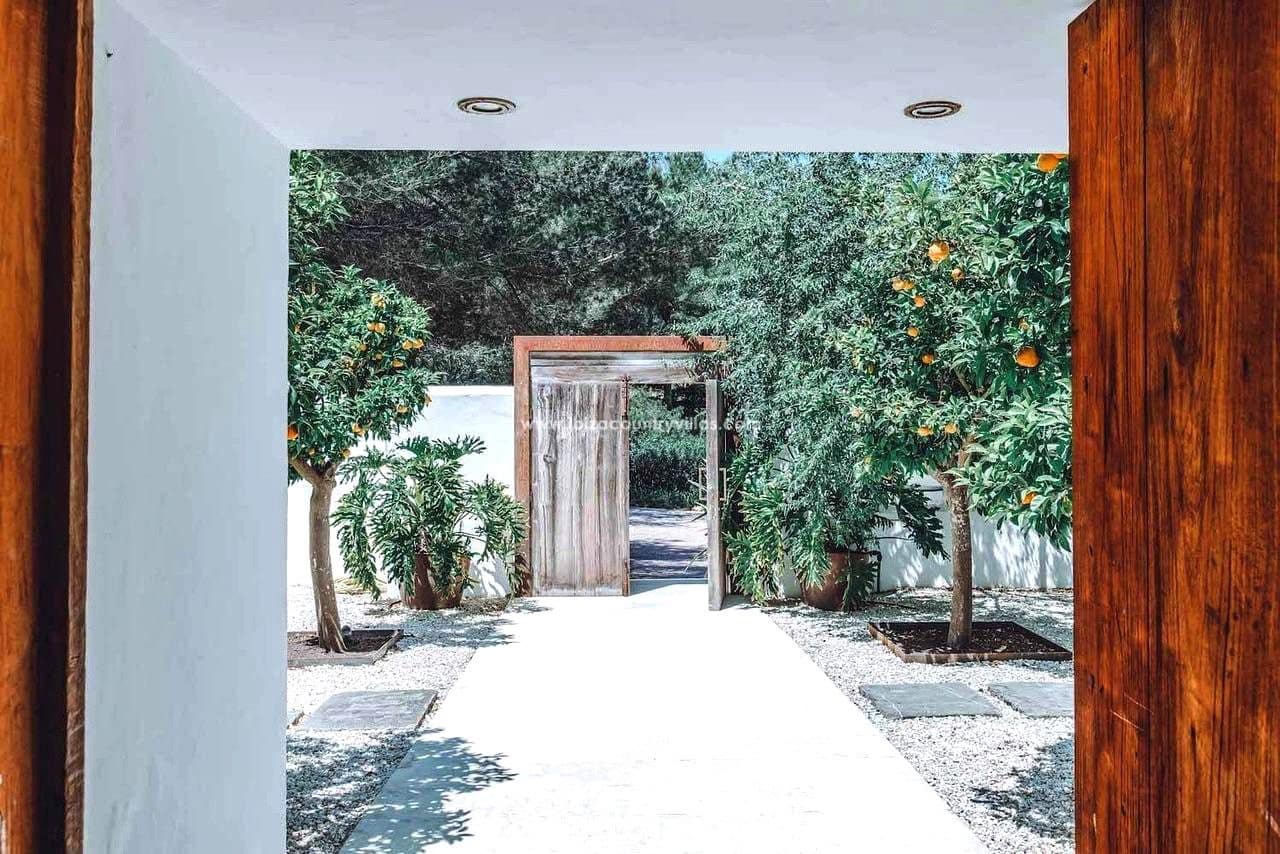 6 sovrum Villa till salu i Ibiza stad med pool - 5 750 000 € (Ref: 9986106)