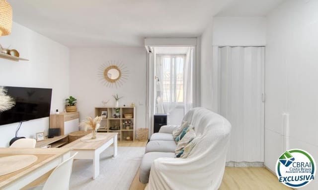 Apartamento de 2 habitaciones en Roses en venta - 139.000 € (Ref: 10005615)