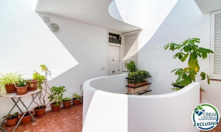 Apartamento de 2 habitaciones en Roses en venta - 139.000 € (Ref: 10005615)