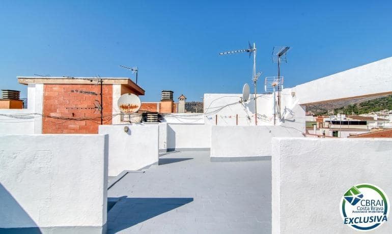 Apartamento de 2 habitaciones en Roses en venta - 139.000 € (Ref: 10005615)