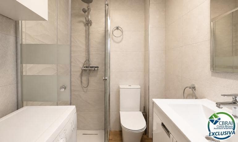 2 bedroom Apartment for sale in Empuriabrava - € 215,000 (Ref: 10015572)