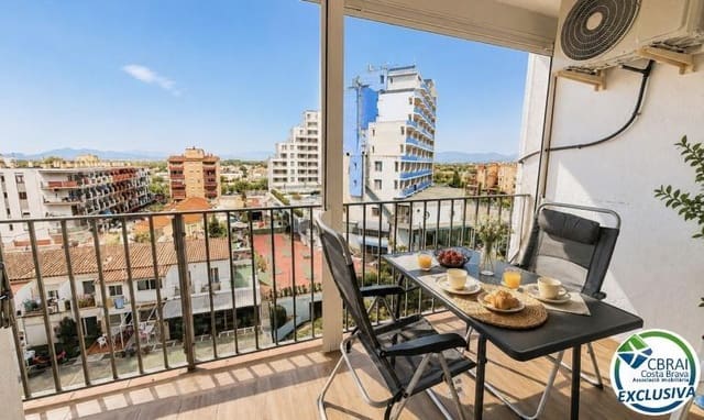 2 bedroom Apartment for sale in Empuriabrava, Castelló d'Empúries - € 215,000 (Ref: 10015572)