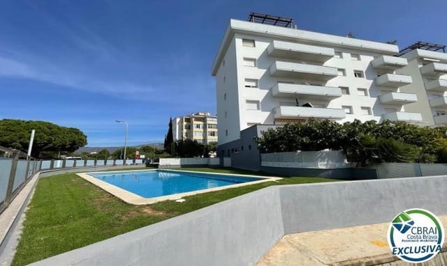 3 slaapkamer Appartement te koop in Santa Margarida, Roses met zwembad garage - € 285.000 (Ref: 10015573)