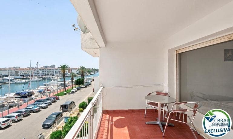 Apartamento de 1 habitación en Empuriabrava en venta - 135.000 € (Ref: 10022472)