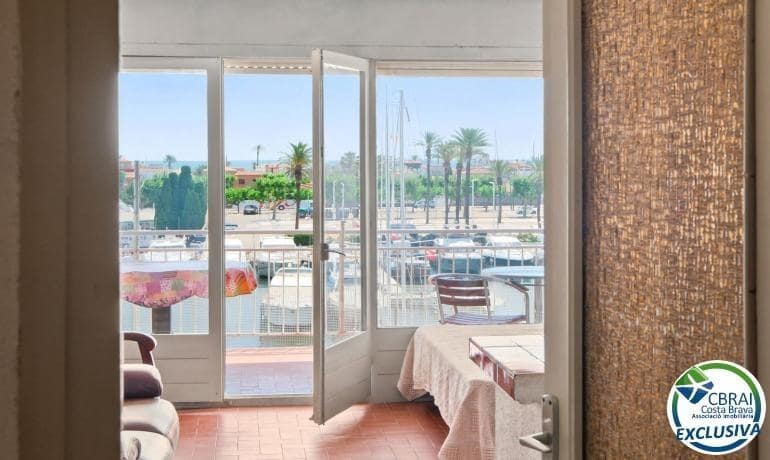 Apartamento de 1 habitación en Empuriabrava en venta - 135.000 € (Ref: 10022472)