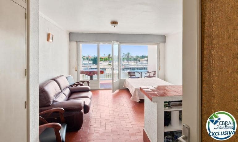 Apartamento de 1 habitación en Empuriabrava en venta - 135.000 € (Ref: 10022472)
