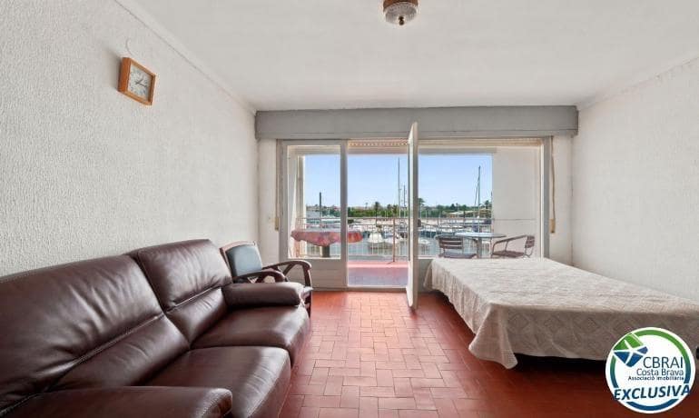 Apartamento de 1 habitación en Empuriabrava en venta - 135.000 € (Ref: 10022472)