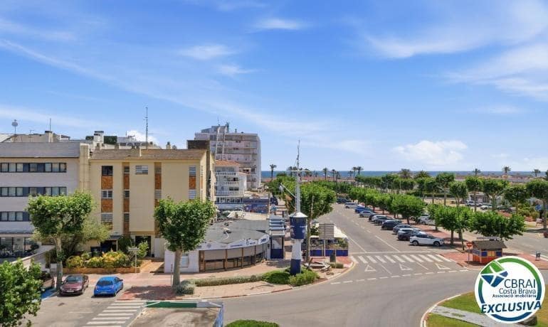 1 sovrum Lägenhet till salu i Empuriabrava - 135 000 € (Ref: 10024136)