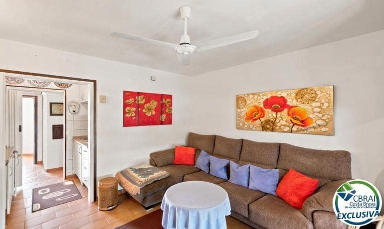 1 sovrum Lägenhet till salu i Empuriabrava - 135 000 € (Ref: 10024136)