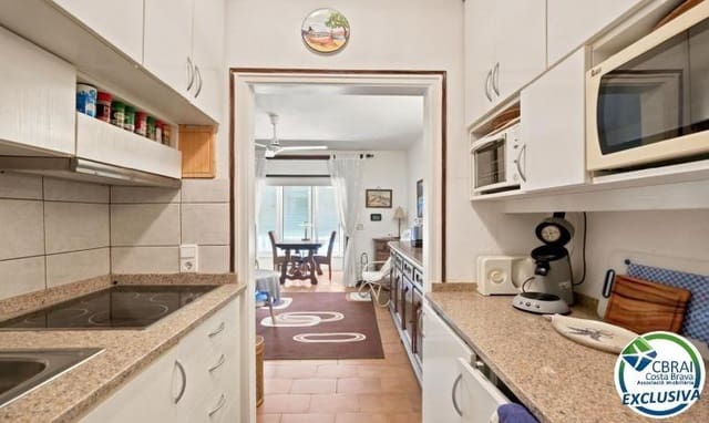 1 chambre Appartement à vendre à Empuriabrava, Castelló d'Empúries - 135 000 € (Ref: 10024136)