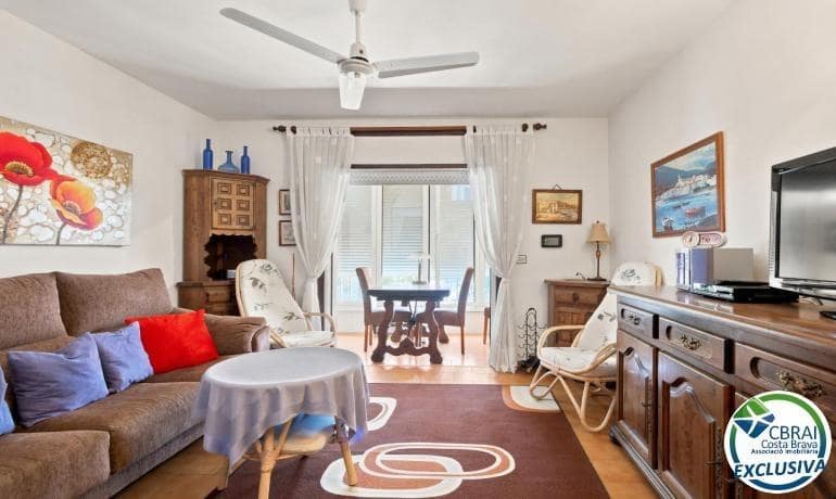1 sovrum Lägenhet till salu i Empuriabrava - 135 000 € (Ref: 10024136)