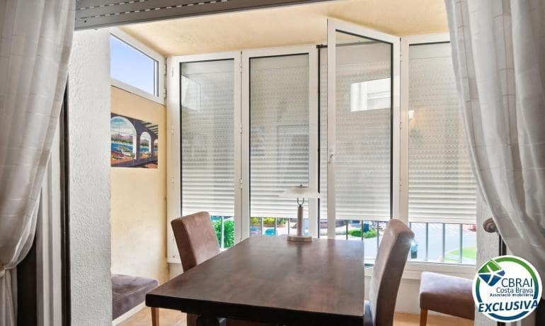 1 sovrum Lägenhet till salu i Empuriabrava - 135 000 € (Ref: 10024136)