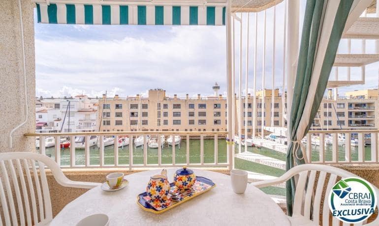 2 chambre Appartement à vendre à Empuriabrava avec garage - 265 000 € (Ref: 10035360)