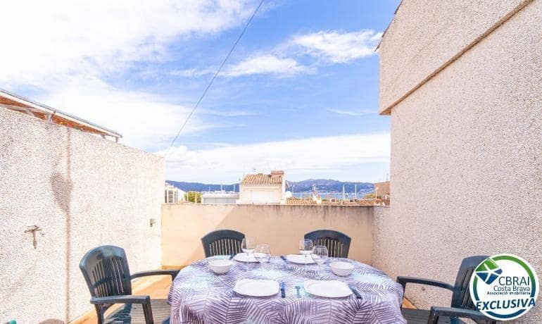 2 chambre Appartement à vendre à Empuriabrava avec garage - 265 000 € (Ref: 10035360)