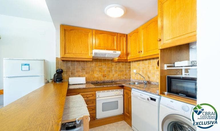2 chambre Appartement à vendre à Empuriabrava avec garage - 265 000 € (Ref: 10035360)