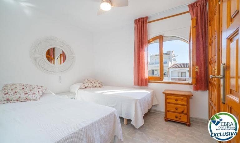 2 chambre Appartement à vendre à Empuriabrava avec garage - 265 000 € (Ref: 10035360)