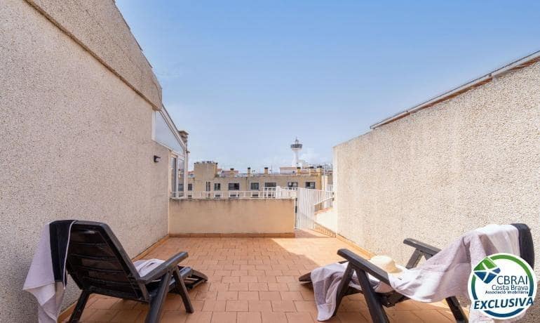 2 chambre Appartement à vendre à Empuriabrava avec garage - 265 000 € (Ref: 10035360)