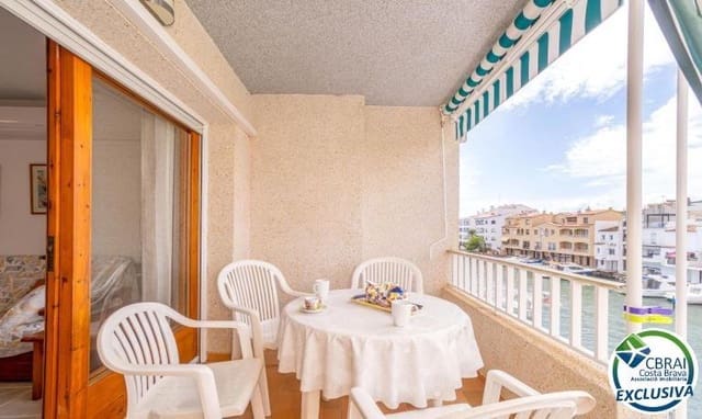 2 bedroom Apartment for sale in Empuriabrava, Castelló d'Empúries with garage - € 265,000 (Ref: 10035360)