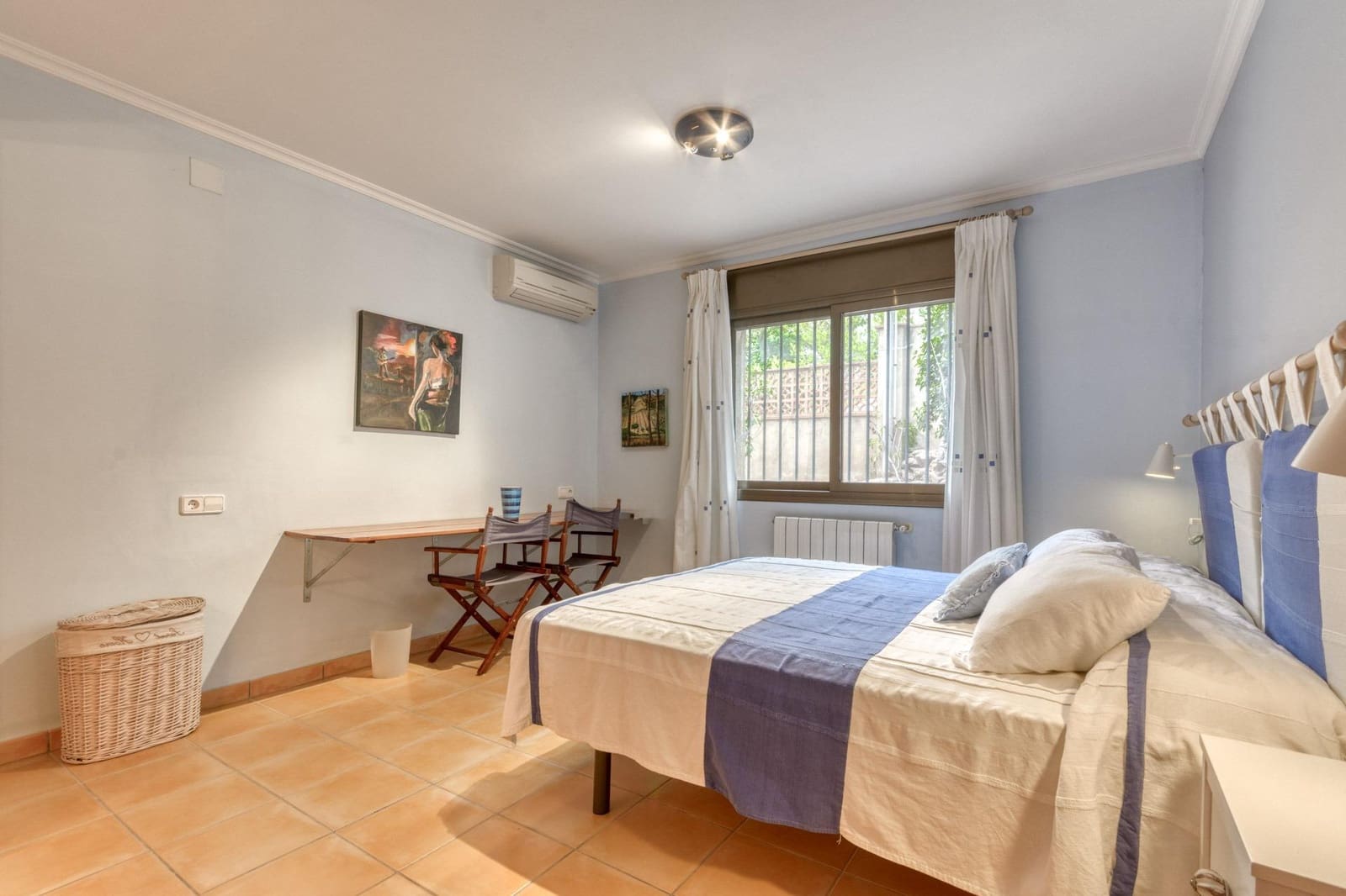 Apartamento de 4 habitaciones en Roses en venta con piscina garaje - 890.000 € (Ref: 10041106)