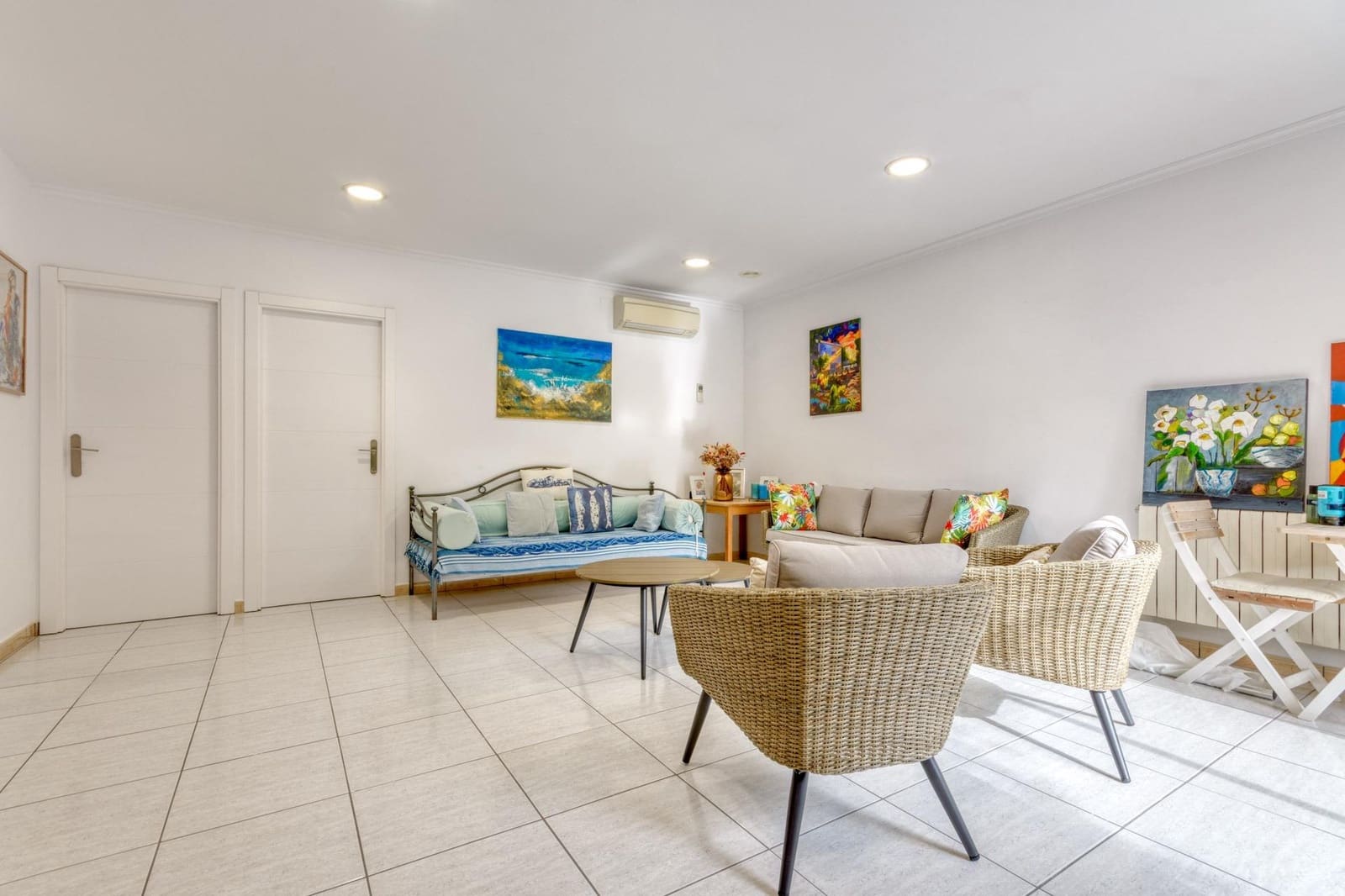 Apartamento de 4 habitaciones en Roses en venta con piscina garaje - 890.000 € (Ref: 10041106)