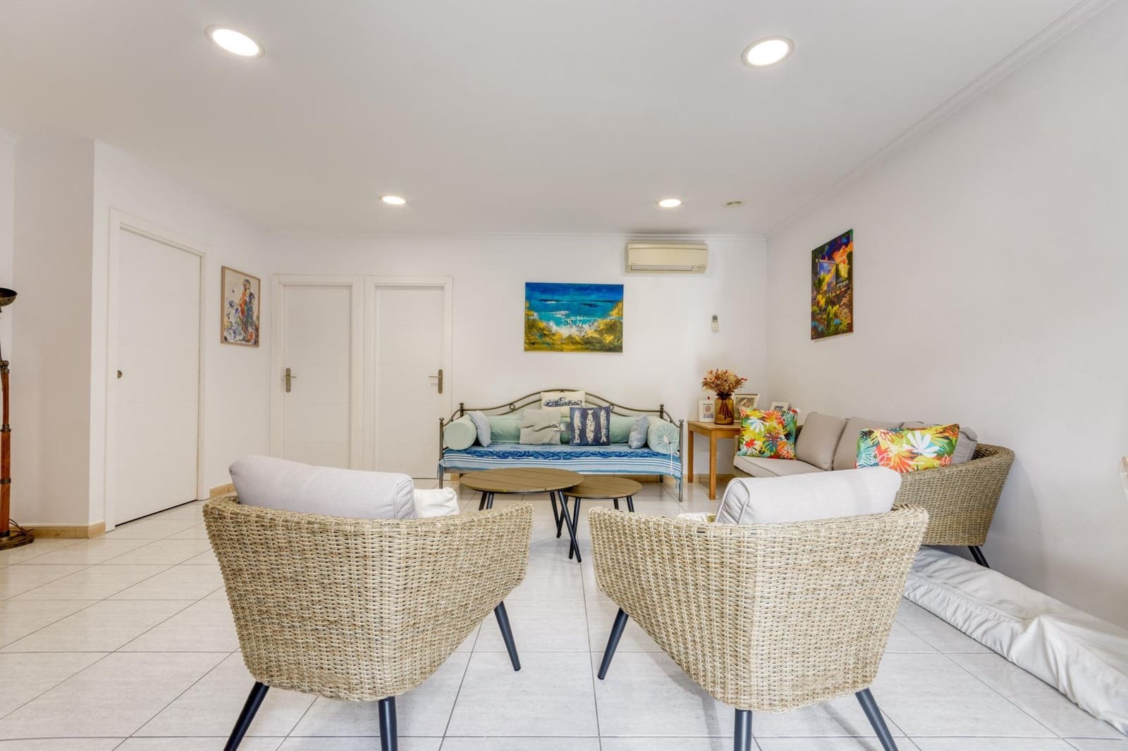 Apartamento de 4 habitaciones en Roses en venta con piscina garaje - 890.000 € (Ref: 10041106)