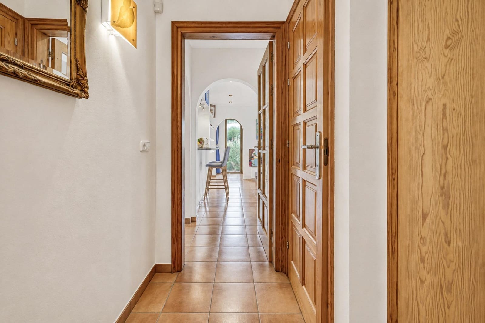 Apartamento de 4 habitaciones en Roses en venta con piscina garaje - 890.000 € (Ref: 10041106)