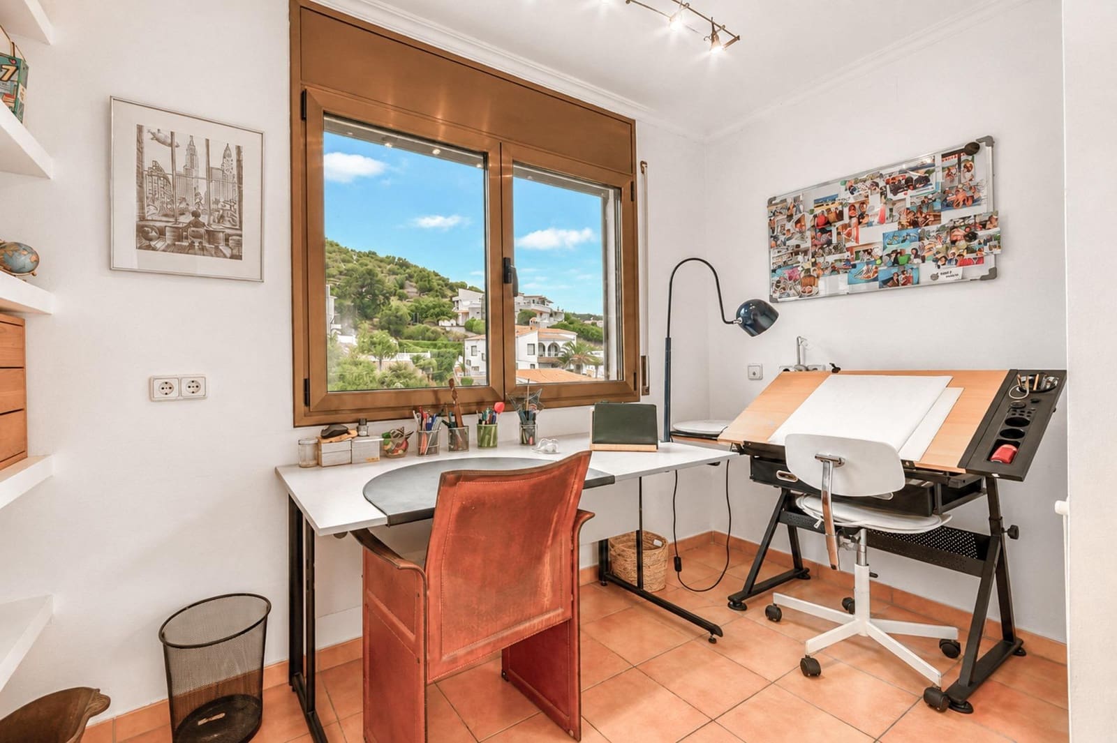 Apartamento de 4 habitaciones en Roses en venta con piscina garaje - 890.000 € (Ref: 10041106)