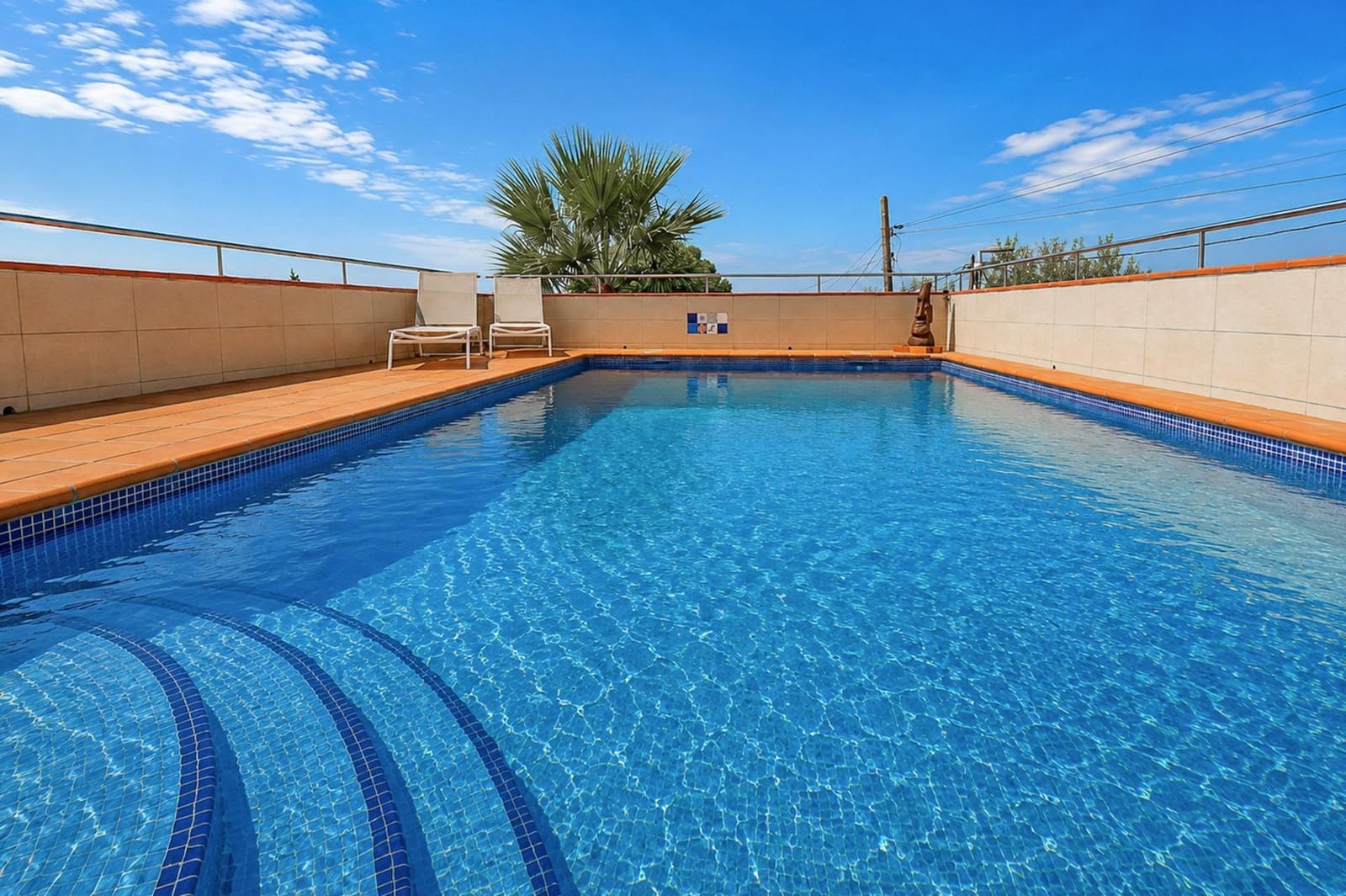 Apartamento de 4 habitaciones en Roses en venta con piscina garaje - 890.000 € (Ref: 10041106)