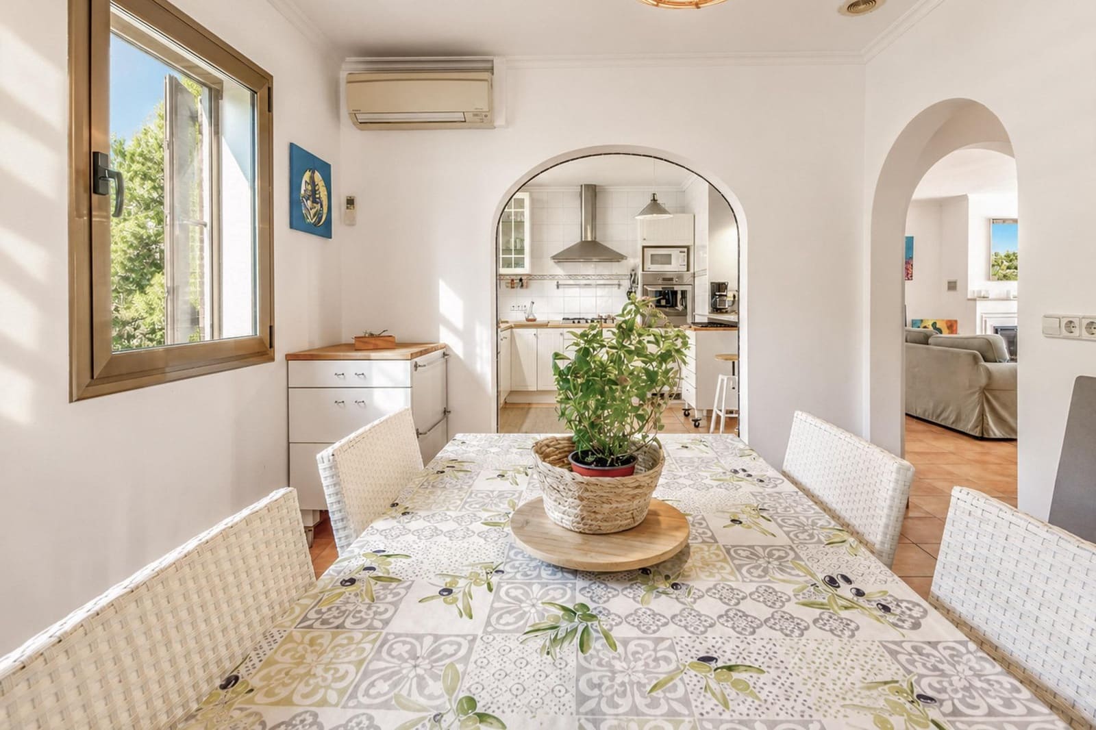 Apartamento de 4 habitaciones en Roses en venta con piscina garaje - 890.000 € (Ref: 10041106)