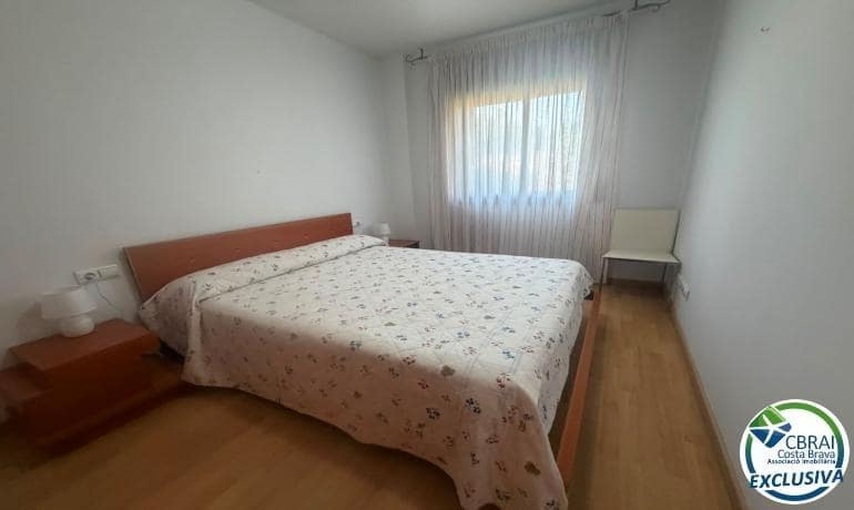 2 sovrum Lägenhet till salu i Roses med pool - 475 000 € (Ref: 10041107)