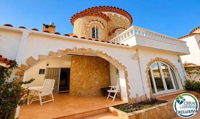 3 sovrum Villa till salu i Empuriabrava, Castelló d'Empúries med garage - 795 000 € (Ref: 10041108)
