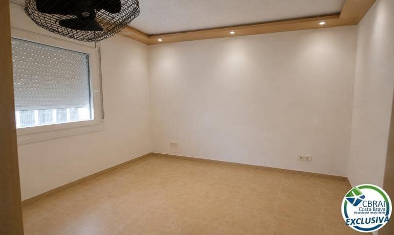 3 sovrum Villa till salu i Empuriabrava med garage - 795 000 € (Ref: 10041108)