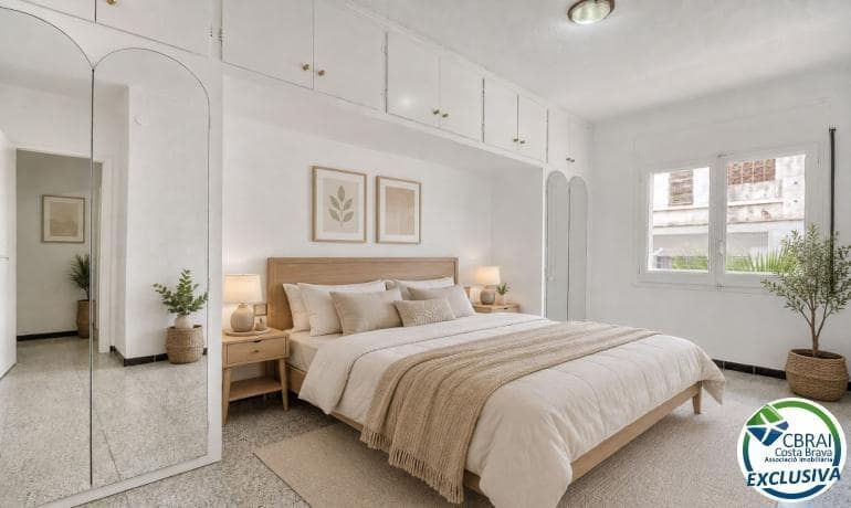 3 bedroom Apartment for sale in Roses - € 185,500 (Ref: 10044806)