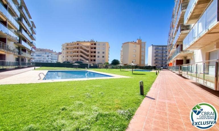 2 bedroom Apartment for sale in Santa Margarida with pool garage - € 235,000 (Ref: 10044808)