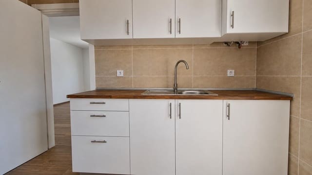 2 sovrum Lägenhet till salu i Roses - 179 000 € (Ref: 10047305)