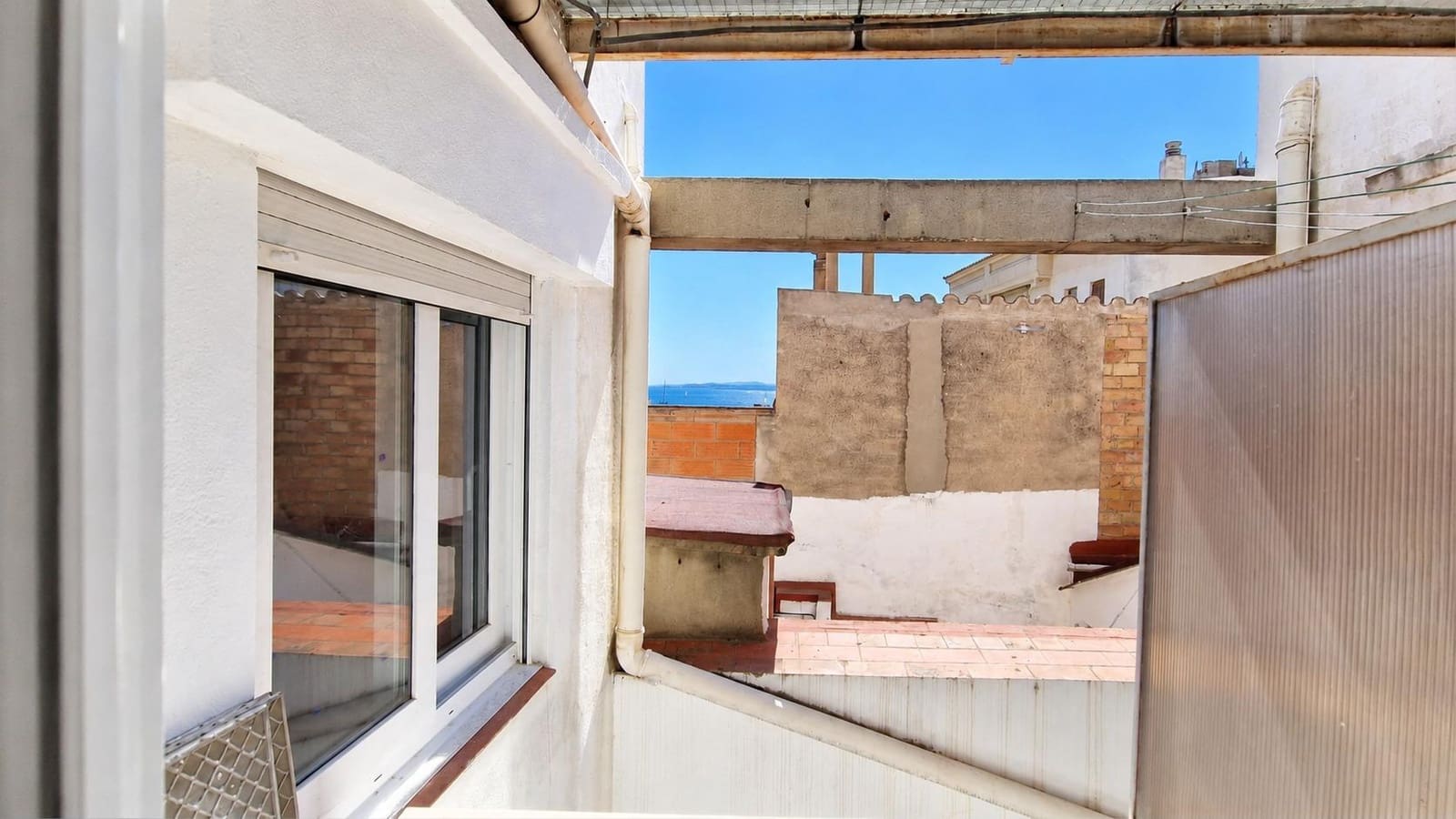 2 sovrum Lägenhet till salu i Roses - 179 000 € (Ref: 10047305)