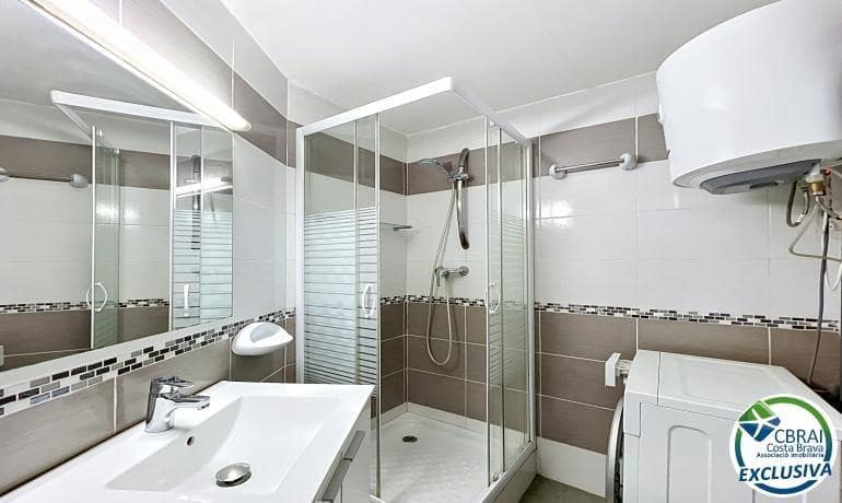 1 sovrum Lägenhet till salu i Empuriabrava - 139 000 € (Ref: 10047306)