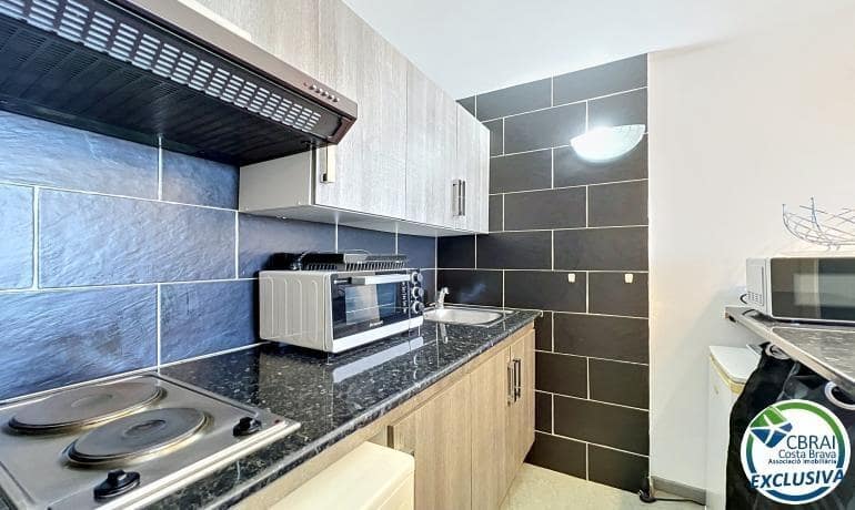 1 sovrum Lägenhet till salu i Empuriabrava - 139 000 € (Ref: 10047306)