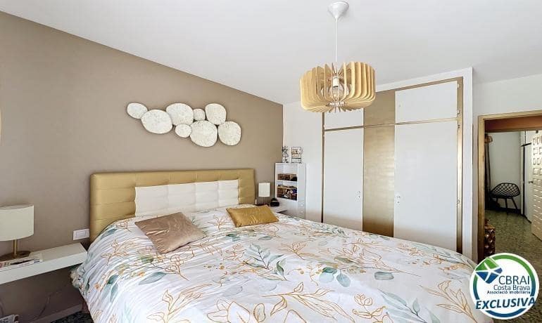 2 sovrum Lägenhet till salu i Empuriabrava - 219 000 € (Ref: 10050304)