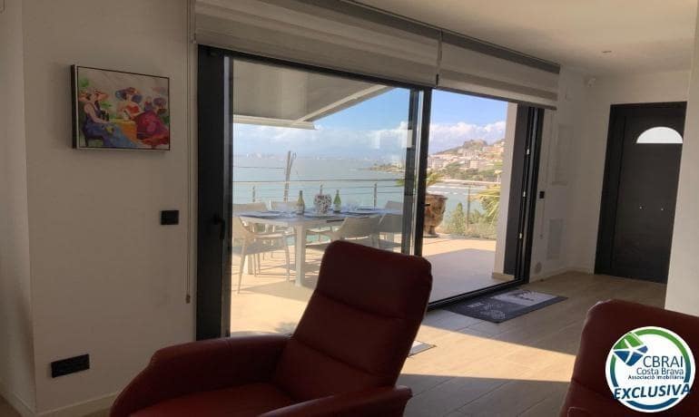 3 slaapkamer Villa te koop in Roses met zwembad garage - € 1.499.000 (Ref: 10055275)