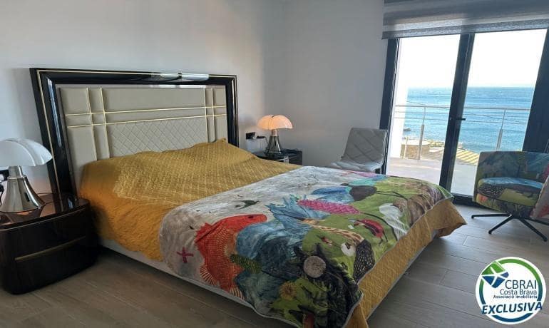 3 slaapkamer Villa te koop in Roses met zwembad garage - € 1.499.000 (Ref: 10055275)